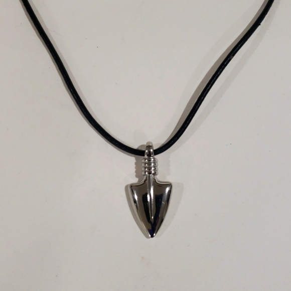 Polished Silver Arrowhead Pendant Necklace – Sleek Statement on Black Cord, 20" - Picture 4 of 9